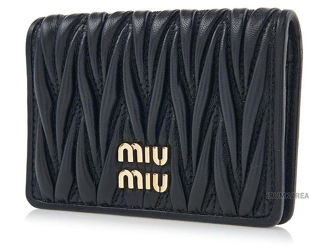 Miu Miu Tarjetero Matelassé Negro - vista 2