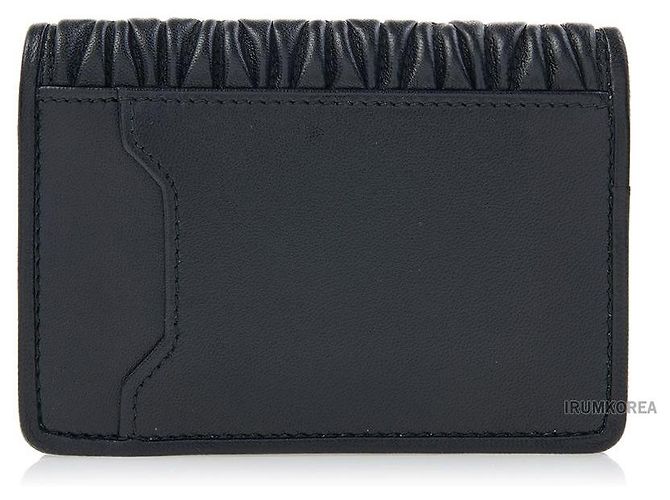 Miu Miu Tarjetero Matelassé Negro - vista 3