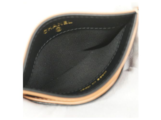 Tarjetero Chanel de piel de cordero Negro Beige - vista 3