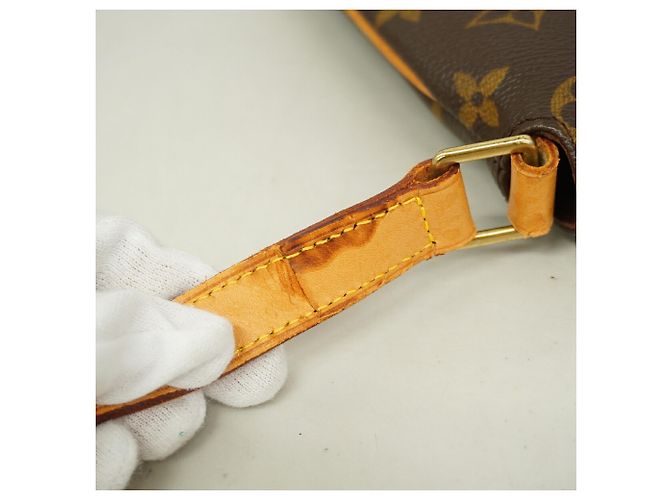 Borsa a tracolla Louis Vuitton Monogram Musette Salsa Marrone - vista 6