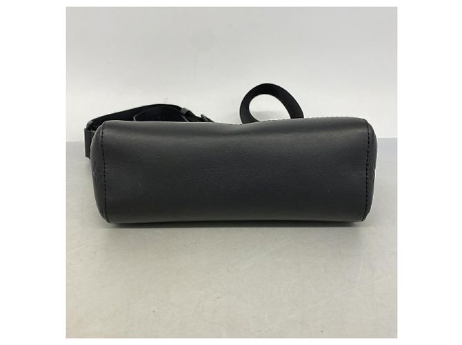 Borsa a tracolla Louis Vuitton Monogram Shadow Pulse Nero - vista 3