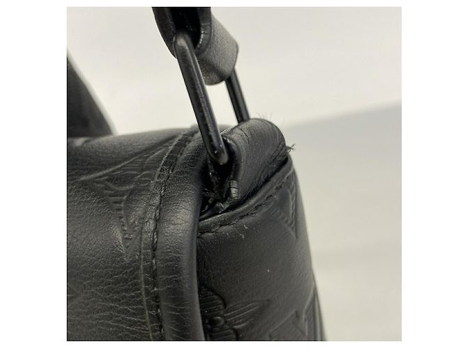 Borsa a tracolla Louis Vuitton Monogram Shadow Pulse Nero - vista 9