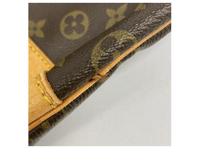 Louis Vuitton Boston Monogram Keepall Bandoulière 55 Marrone - vista 12