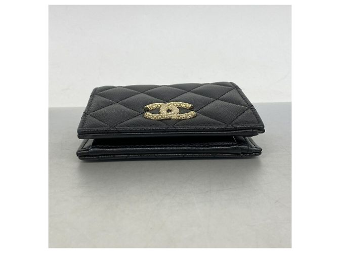 Cartera bi-fold Chanel Matelassé Negro - vista 2