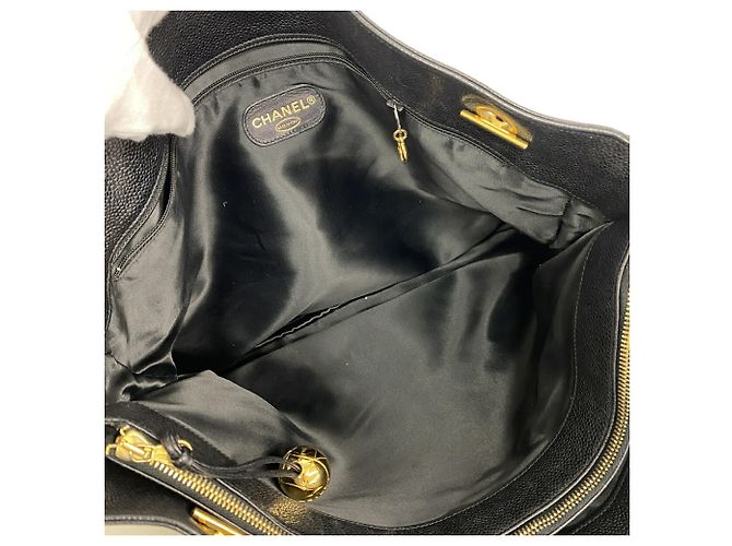 Borsa Tote Chanel in pelle di vitello martellata nera Nero - vista 4