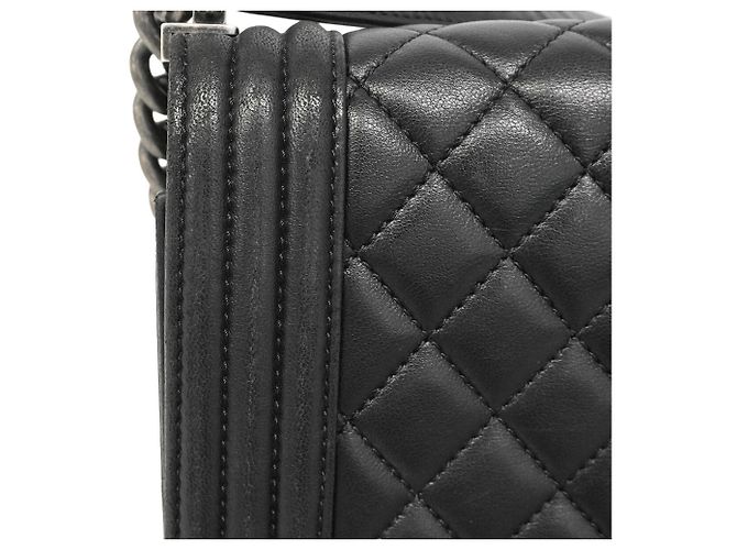 Borsa a tracolla Chanel Boy Chain Nero - vista 11
