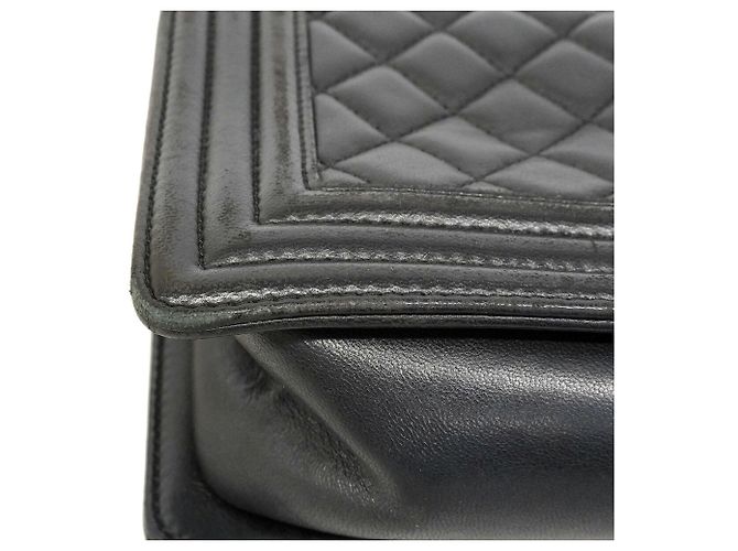 Borsa a tracolla Chanel Boy Chain Nero - vista 6