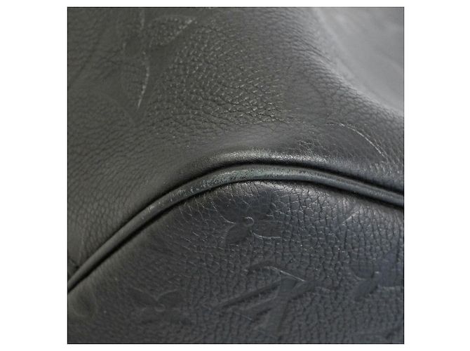 Borsa Tote Louis Vuitton Monogram Empreinte Neverfull MM Nero - vista 8