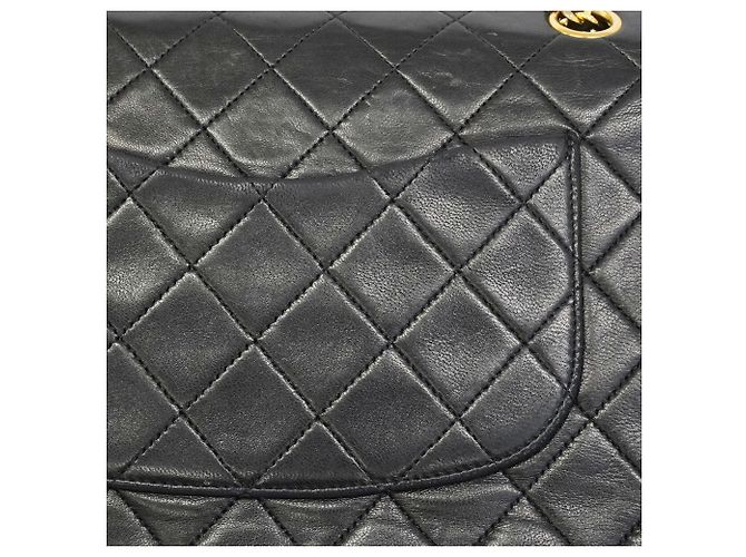 Borsa a tracolla Chanel Matelassé in pelle d'agnello nera Nero - vista 11