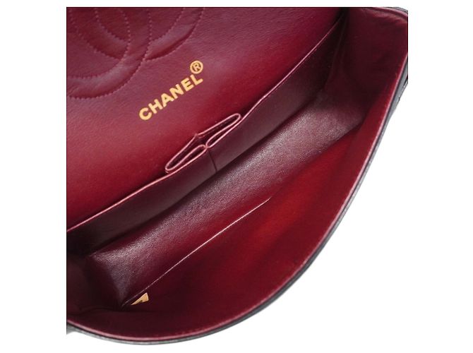Borsa a tracolla Chanel Matelassé in pelle d'agnello nera Nero - vista 4