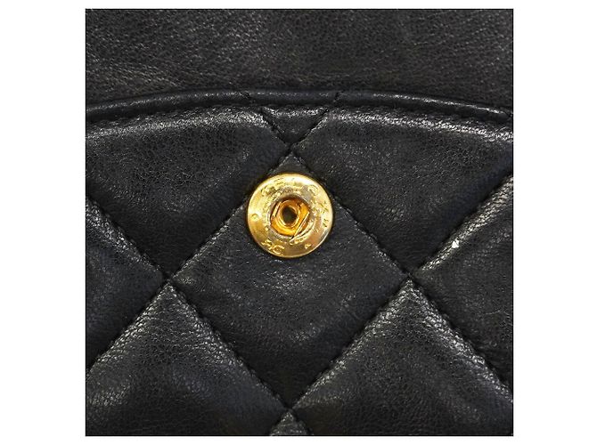 Borsa a tracolla Chanel Matelassé in pelle d'agnello nera Nero - vista 8