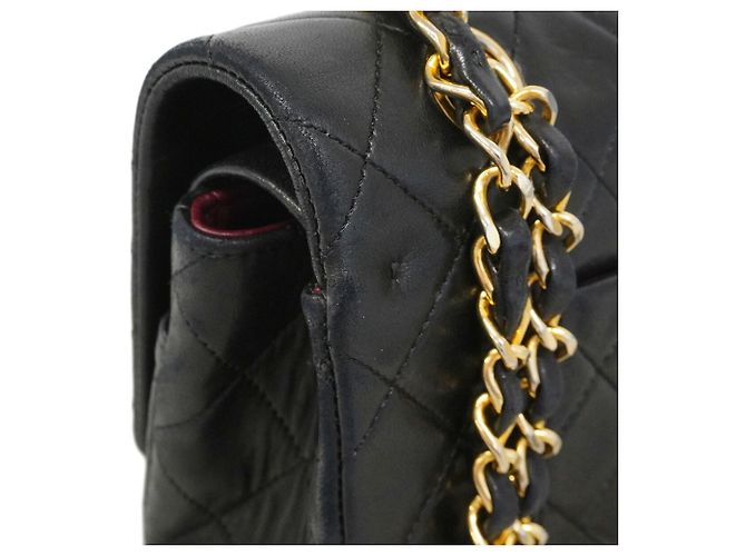 Borsa a tracolla Chanel Matelassé in pelle d'agnello nera Nero - vista 9