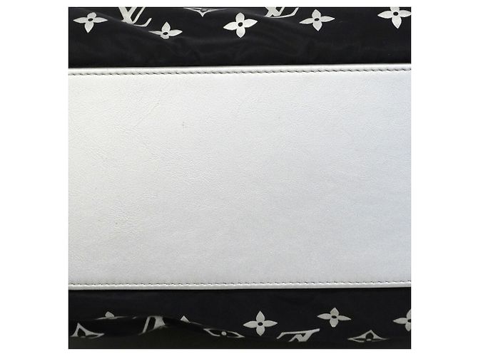 Onthego Louis Vuitton Monogram Nylon Tote Bag Braun - Ansicht 11