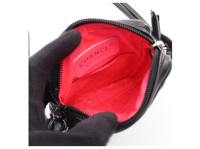 Borsa a tracolla piccola Chanel Cambon Line Nero - vista 3
