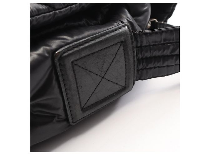 Borsa a tracolla Chanel Coco Cocoon Small Messenger Nero - vista 12
