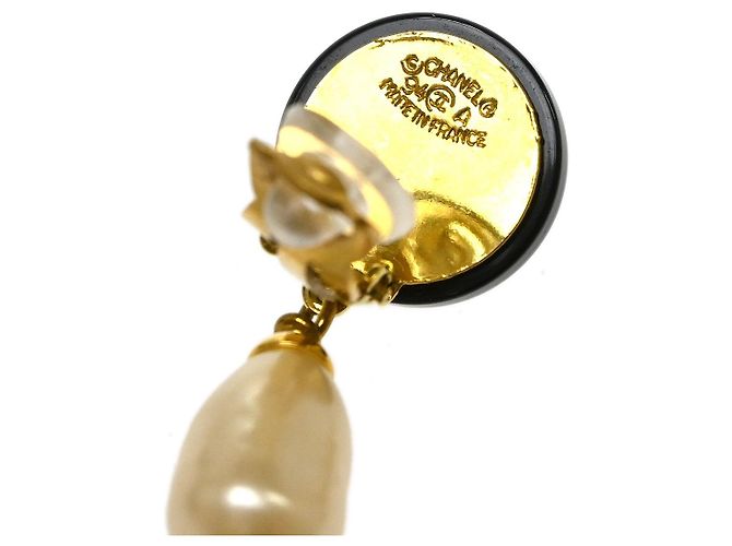 Chanel CC Pearl Drop Faux Pearl and Metal D'oro - vista 4