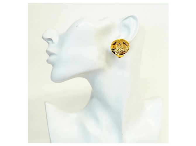 Pendientes de clip Chanel chapados en oro Dorado - vista 6