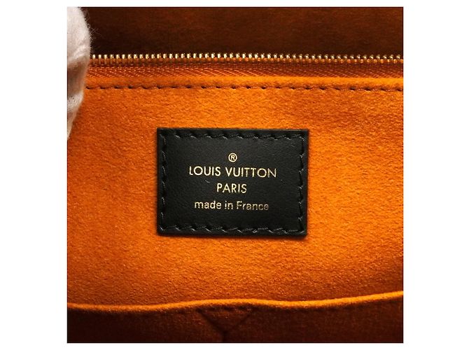 Borsa Tote Louis Vuitton Monogram Empreinte OnTheGo GM Nero - vista 5
