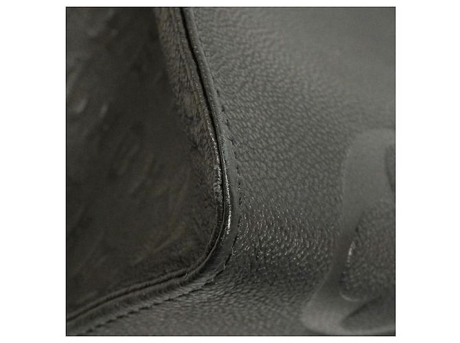 Borsa Tote Louis Vuitton Monogram Empreinte OnTheGo GM Nero - vista 6