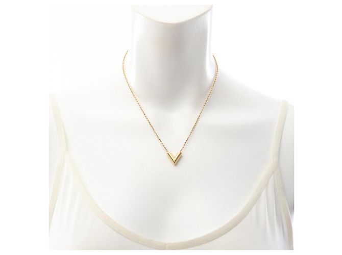 Collar Essential V Louis Vuitton Dorado - vista 6