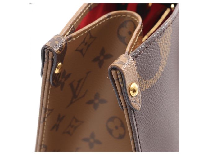 Borsa Tote Louis Vuitton OnTheGo MM Marrone Beige Monogramma - vista 10