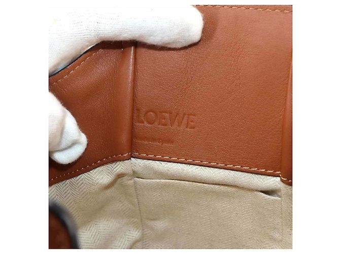 Borsa Loewe Hammock Drawstring Mini Marrone - vista 7