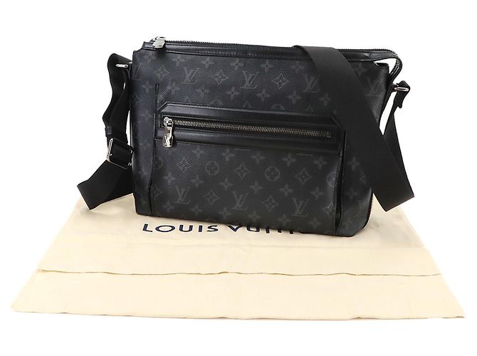 Sac à main épaule Louis Vuitton Monogram Eclipse Odysse PM Monogramme - vue 2