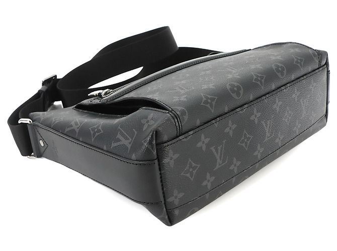 Sac à main épaule Louis Vuitton Monogram Eclipse Odysse PM Monogramme - vue 5