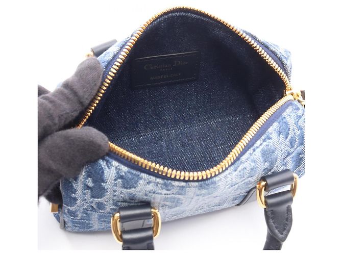 Borsa a mano Christian Dior Dior Groove 17 Nano Blu Blu navy - vista 3