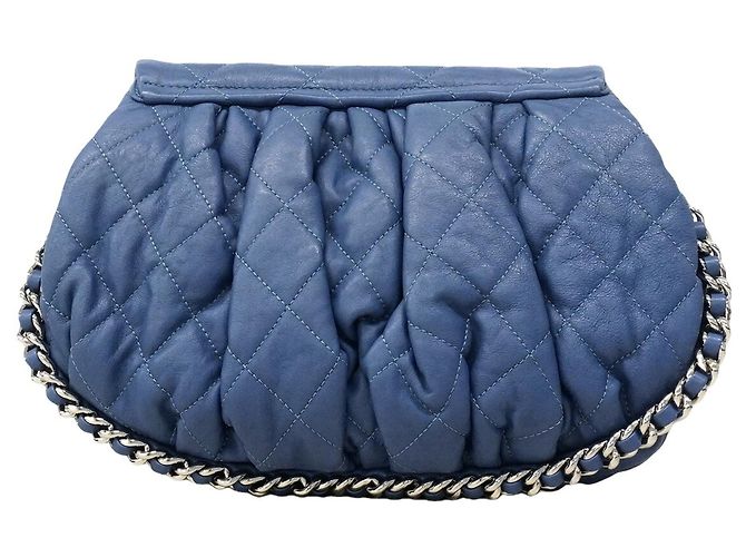 Borsa a tracolla Chanel Matelassé con catena Blu - vista 10