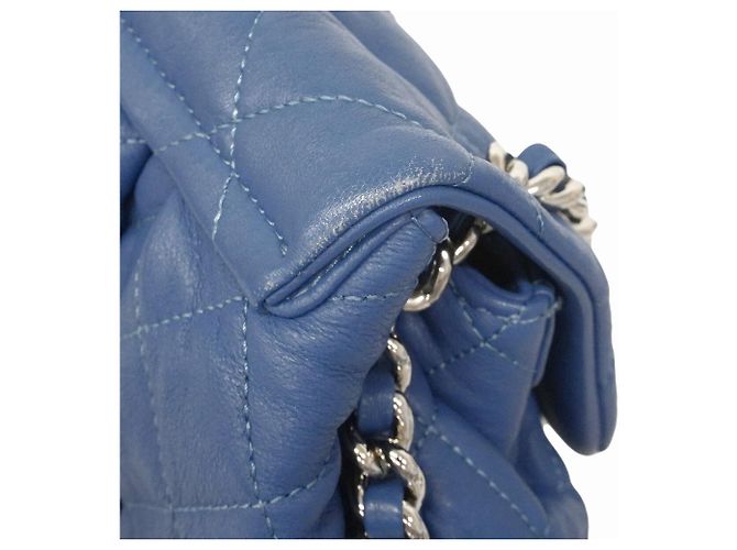 Borsa a tracolla Chanel Matelassé con catena Blu - vista 6