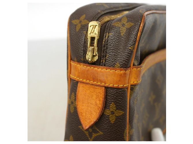 Borsa a Clutch Louis Vuitton Monogram Compiegne 28 Marrone - vista 9