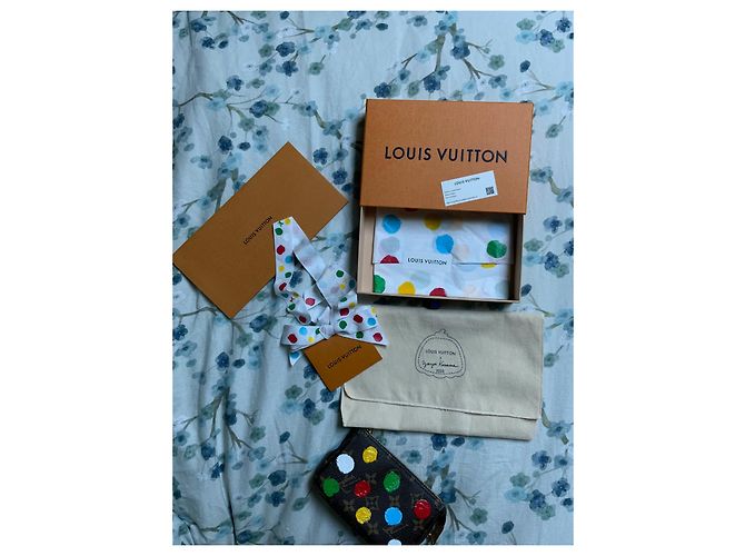 Louis Vuitton Pochette Monogram Yayoi Kusama "Dots Infinity" Marrone Multicolore - vista 3