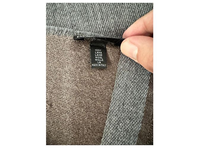 Yves Saint Laurent Monogramm-Schal grau aus Wolle Braun - Ansicht 11