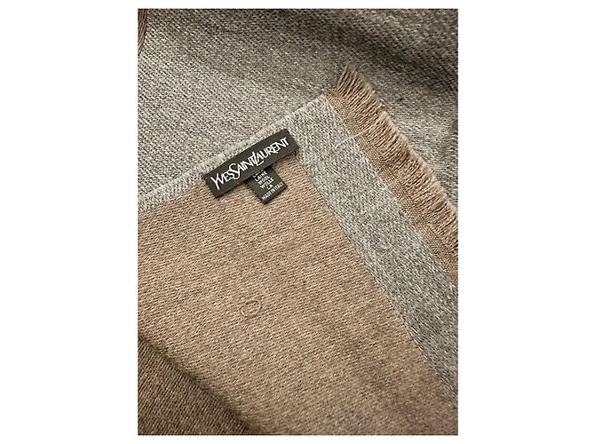 Yves Saint Laurent Monogramm-Schal grau aus Wolle Braun - Ansicht 4