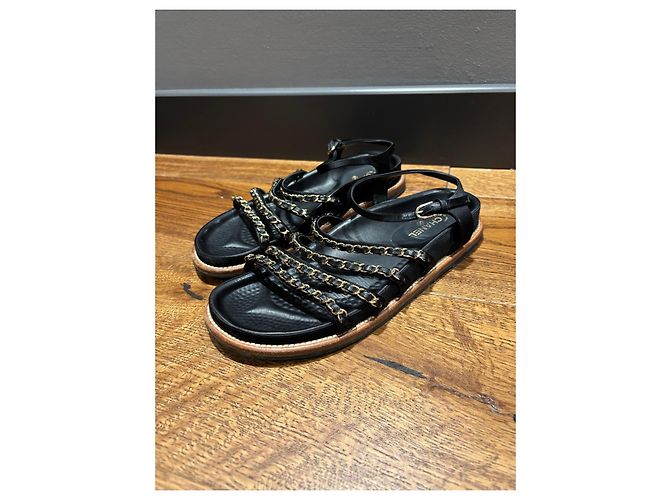 Sandali con catena in pelle nera Chanel Nero - vista 10
