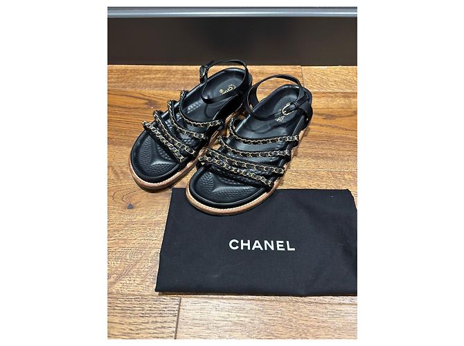 Sandali con catena in pelle nera Chanel Nero - vista 4