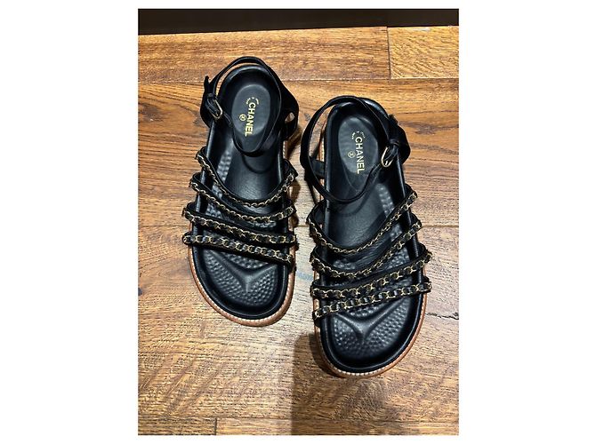 Sandali con catena in pelle nera Chanel Nero - vista 8