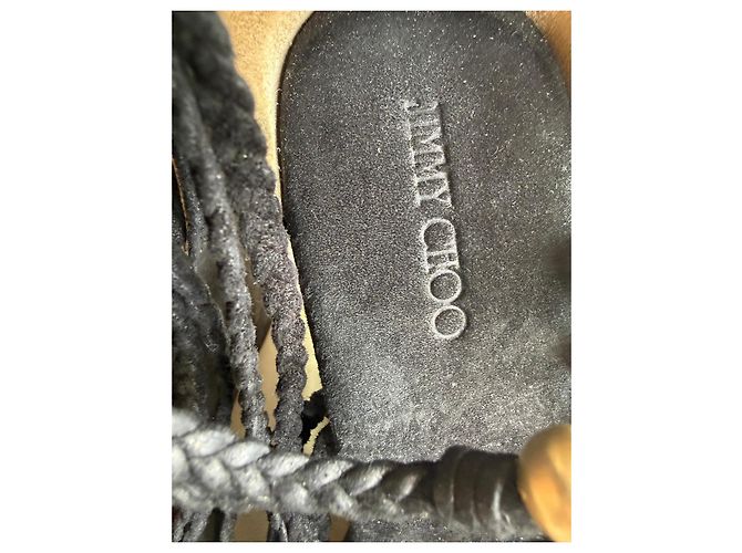 Sandali wedge Jimmy Choo in camoscio nero con nappe e decorazioni dorate - vista 5