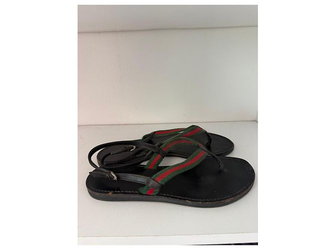 Sandali thong Gucci in pelle nera con dettaglio Web Nero Rosso Verde - vista 2