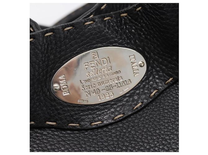 Fendi Selleria Bucket Leather Medium Black - view 6