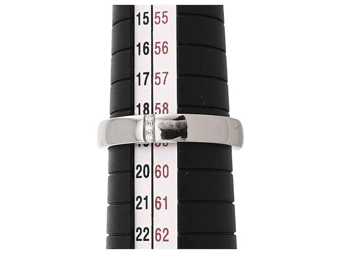 Harry Winston Three-Stone Ring aus Platin - Ansicht 4