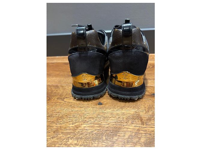 Sneakers Louis Vuitton Run Away Marrone Nero - vista 6