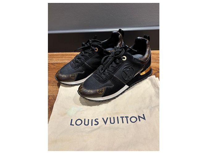 Sneakers Louis Vuitton Run Away Marrone Nero - vista 7