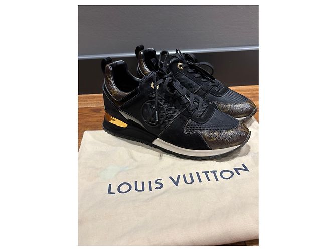 Sneakers Louis Vuitton Run Away Marrone Nero - vista 9