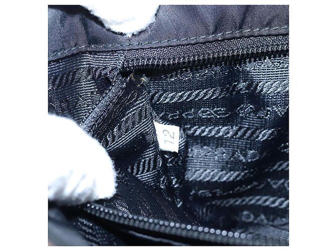 Borsa a tracolla con catena PRADA Nylon Nero Oro Auth 199857V D'oro - vista 11