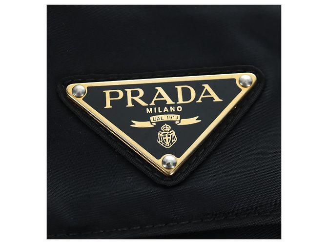 Borsa a tracolla con catena PRADA Nylon Nero Oro Auth 199857V D'oro - vista 19