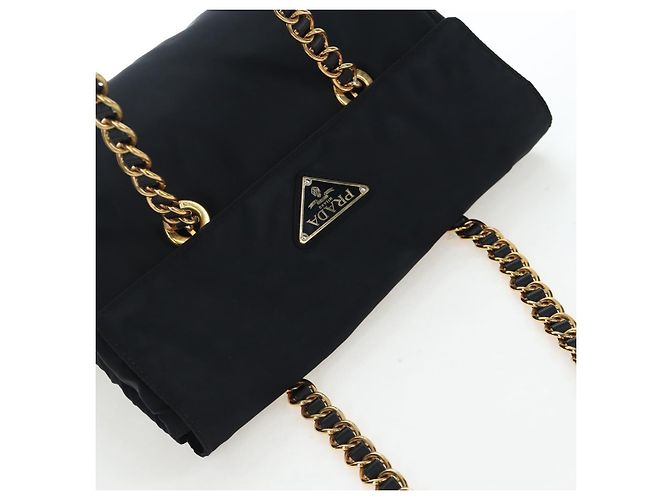 Borsa a tracolla con catena PRADA Nylon Nero Oro Auth 199857V D'oro - vista 6