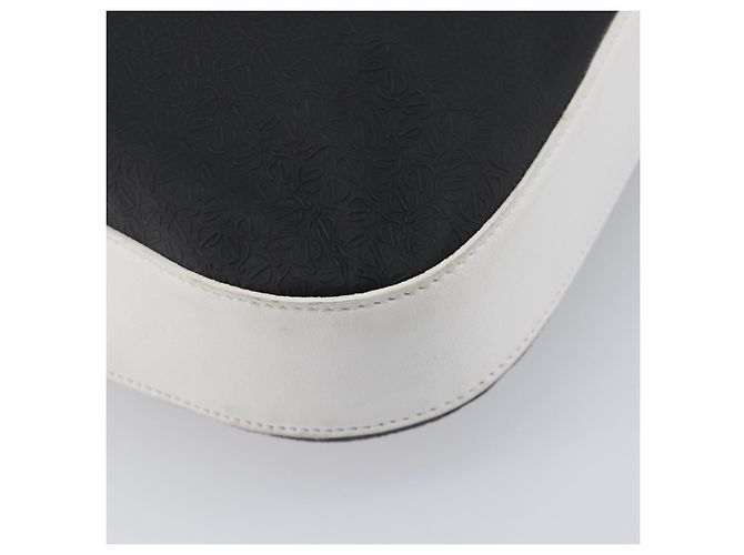 Borsa a tracolla LOEWE PVC Leather Black Silver Auth 196654 Nero Argento - vista 17