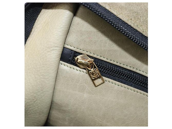 Borsa a mano LOEWE Amazona 32 in camoscio kaki e tono oro Auth 200845 Cachi - vista 22